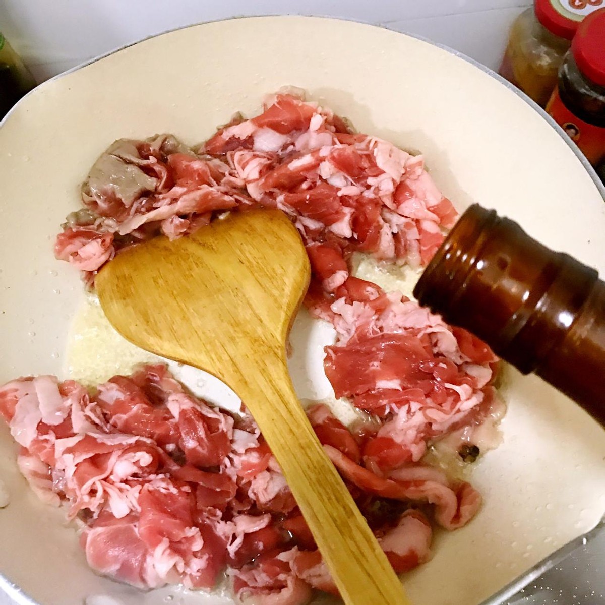 学做大葱炒羊肉,大葱羊肉炒什么好吃又简单