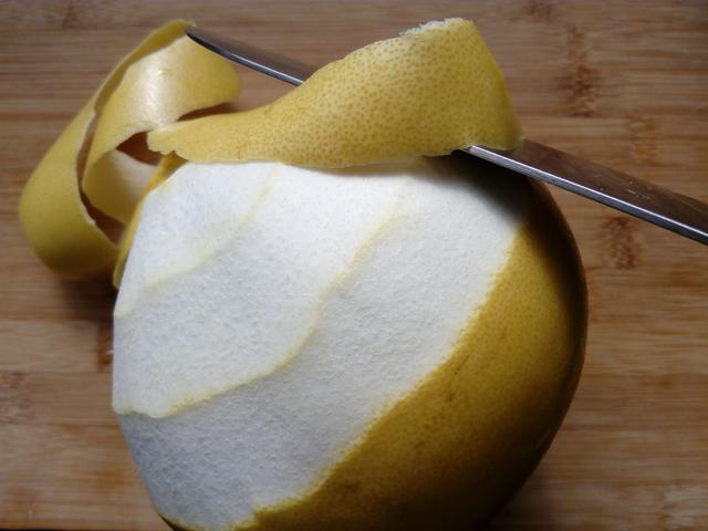 用柚子果酱做饮料,柚子茶果酱做法