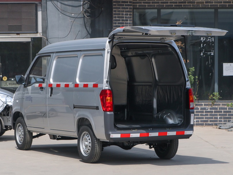 小床车五菱之光,东方不败车