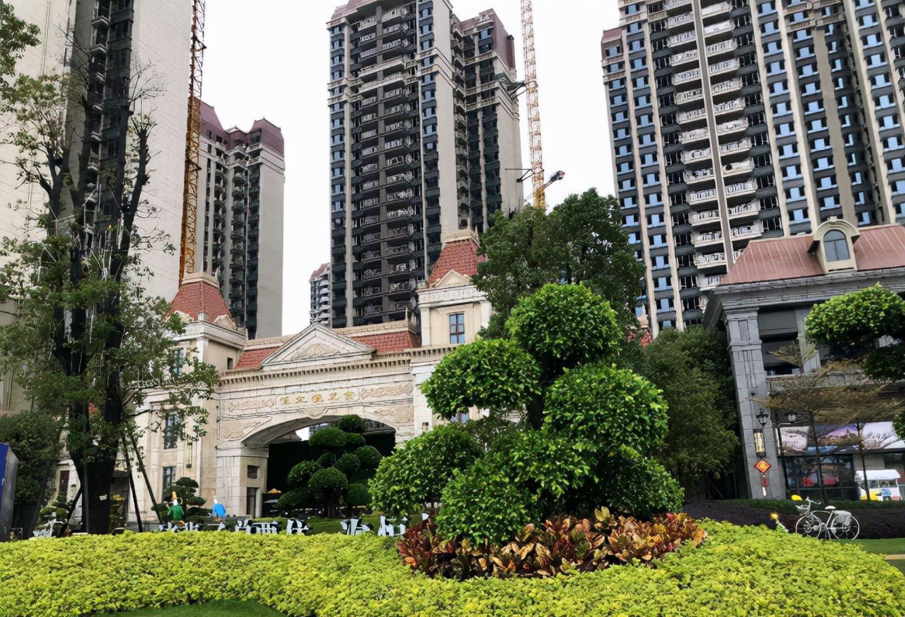 许家印变卖个人资产够还债吗,许家印变卖资产助力恒大