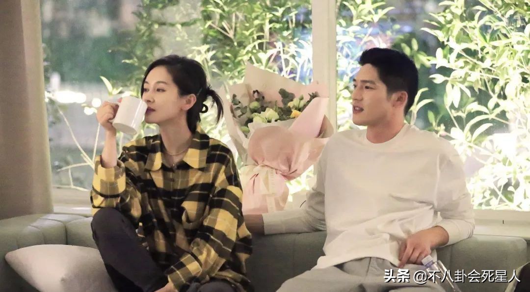 林依晨和赵丽颖,39岁林依晨自曝怀孕艰难