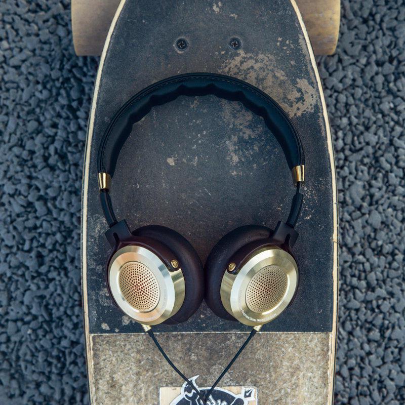 jbl耳机和漫步者耳机哪个性价比高,beats耳机和森海塞尔耳机哪个好