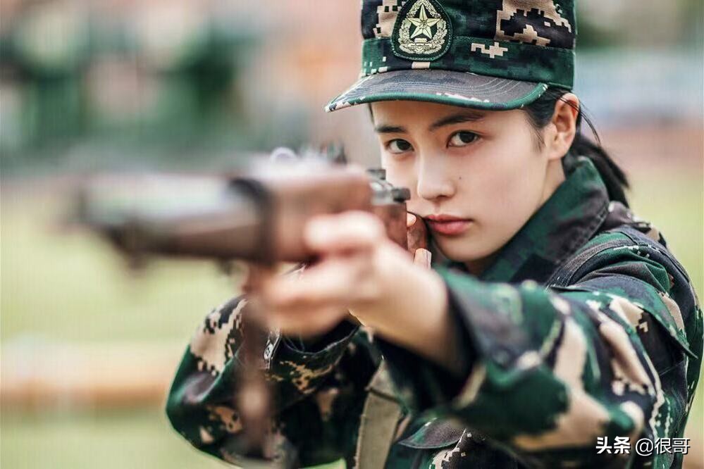 吴佳怡在烈火军校演什么,凤囚凰白鹿许凯吴佳怡多少集出现