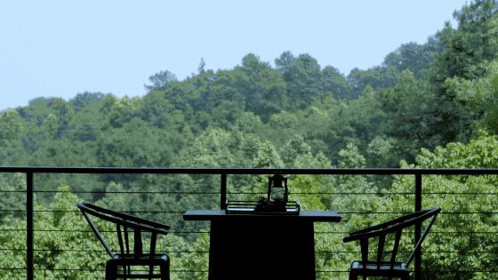 一家四口倾家荡产在山里造房隐居：3年零收入，坚持不通车