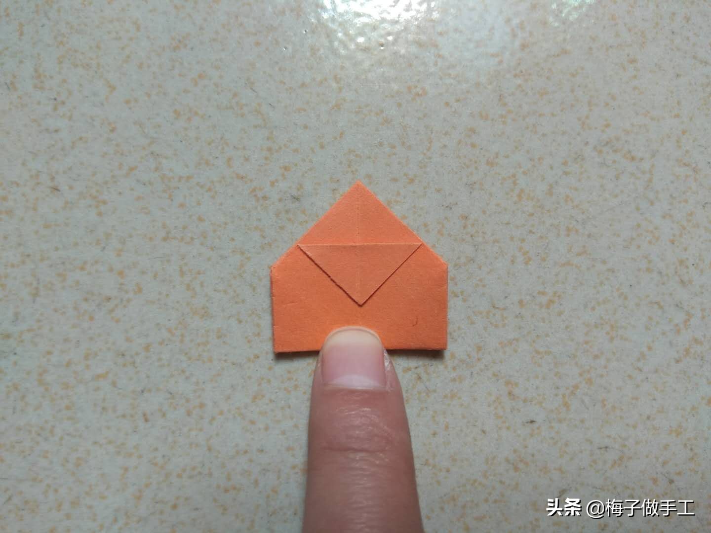 儿童折纸折一个小帽子,折纸手工折帽子