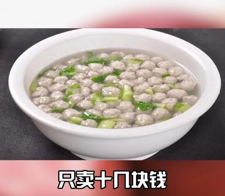涮火锅鱼丸虾丸用什么做的,鱼丸牛肉丸墨鱼丸虾丸能一起吃吗
