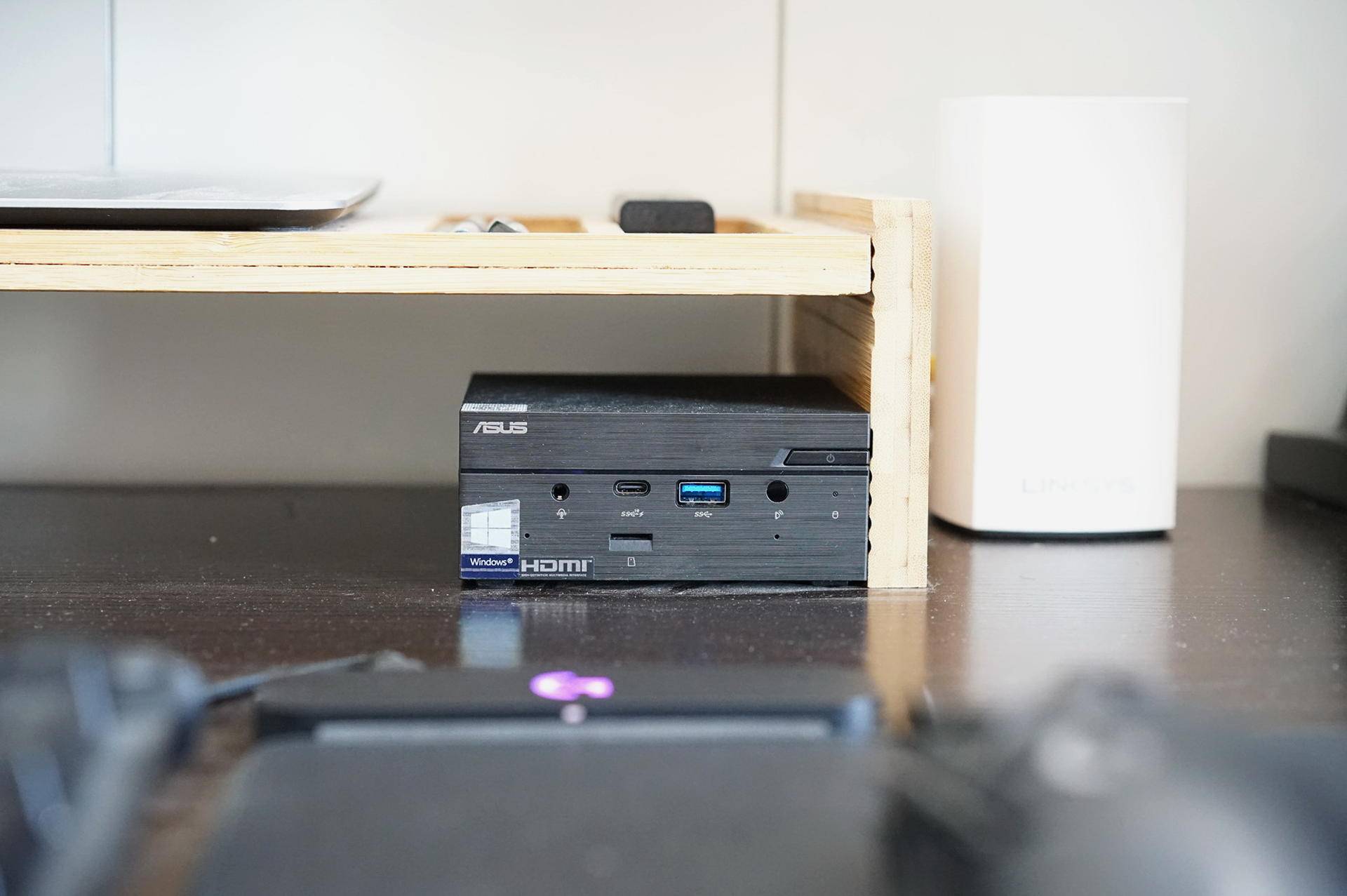 大家觉得我这一桌子东西怎么样？老黄的2020年桌面分享