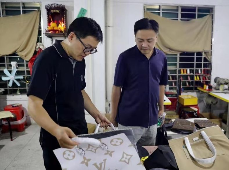 迪拜的奢侈品是正品吗,两千万的奢侈品竟然全是假的