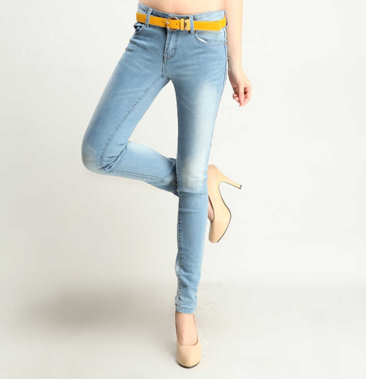 女生怎么穿衣服才显得淑女,女生怎么穿衣服才好看