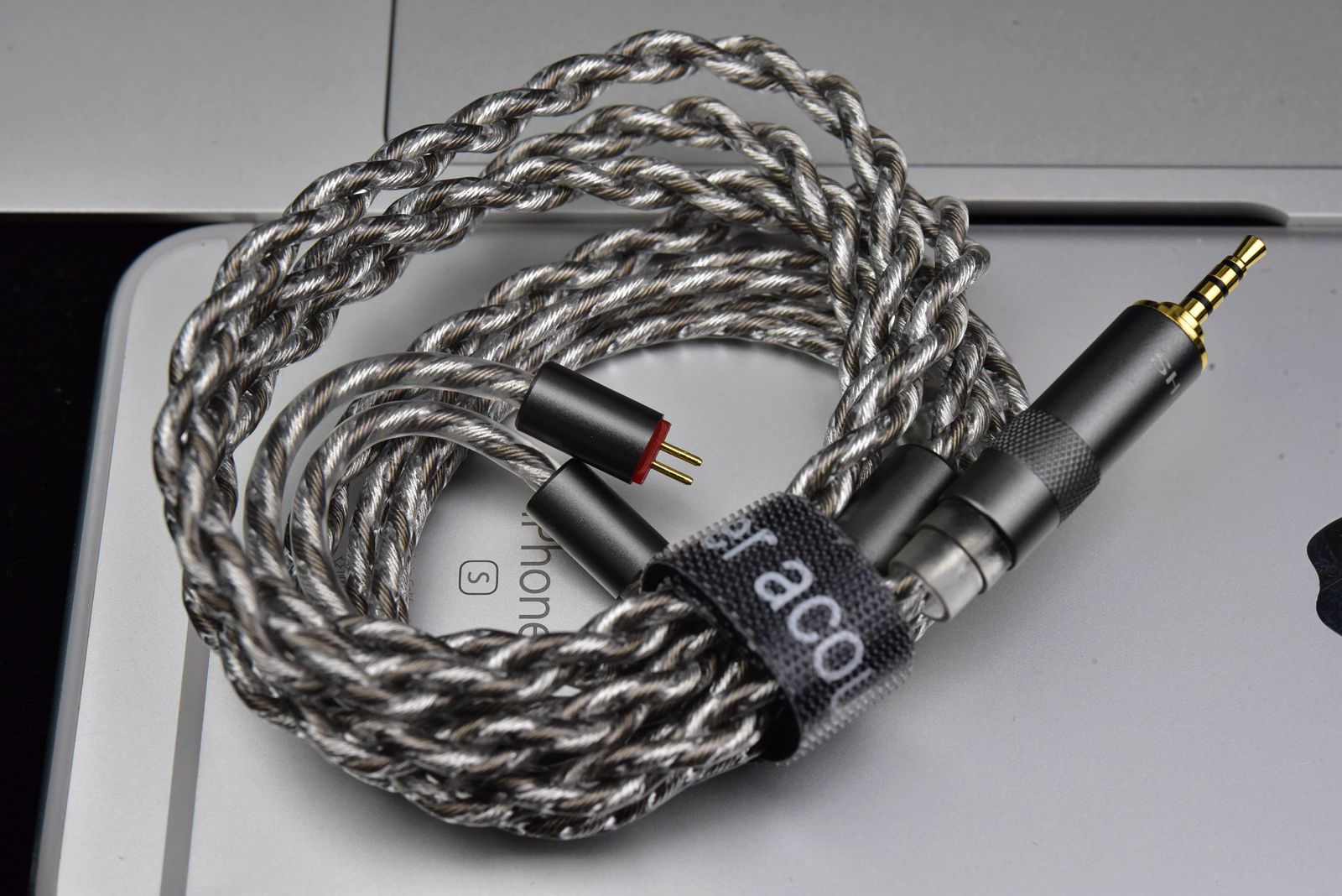 静电耳机平民,200元内音质最好的静电耳机