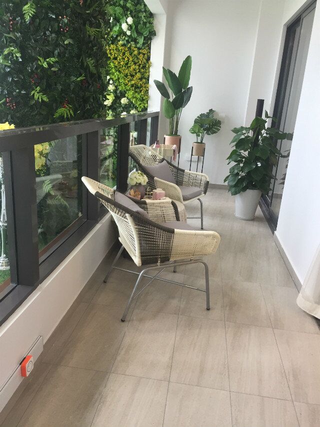 开放式阳台最实用的阳台装修效果,1个阳台隔断成2个阳台装修效果图