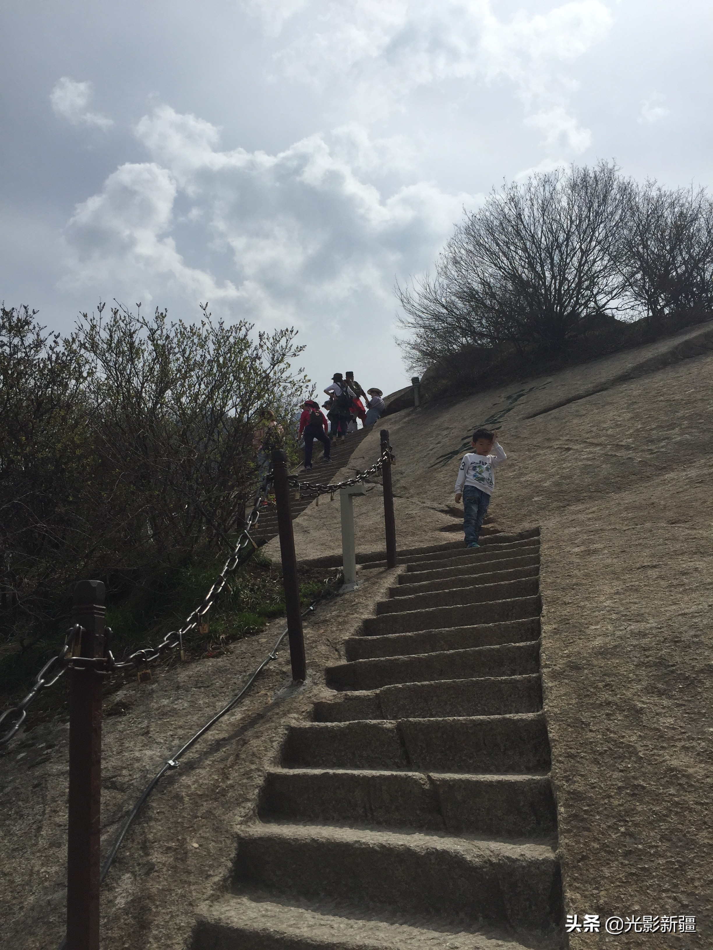 西岳华山徒步攻略,西岳华山夜爬攻略