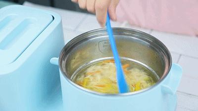 早餐吃面条营养又简单调味料,面条里放什么菜营养