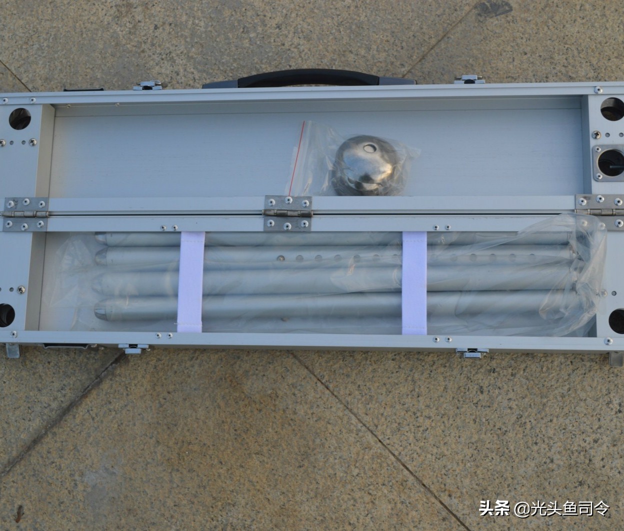 小钓椅适用钓台,野钓钓椅钓箱骑式好还是欧式好用