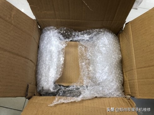ipadair2屏幕有点触摸不灵,ipadair2不触摸屏幕失灵维修
