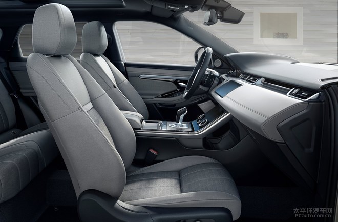 全新揽胜极光越野表现,全新一代路虎揽胜极光车评