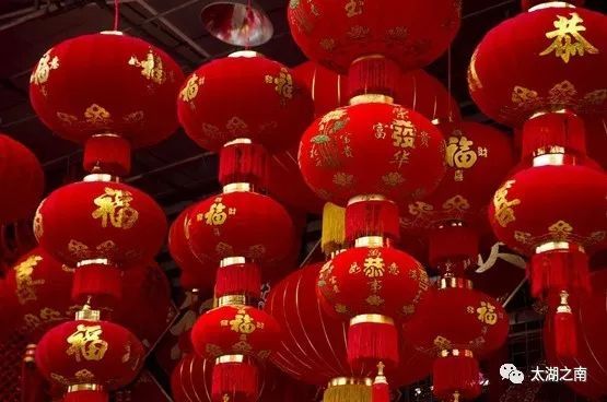 关于过春节的短诗词,10首描写春节的诗词佳句