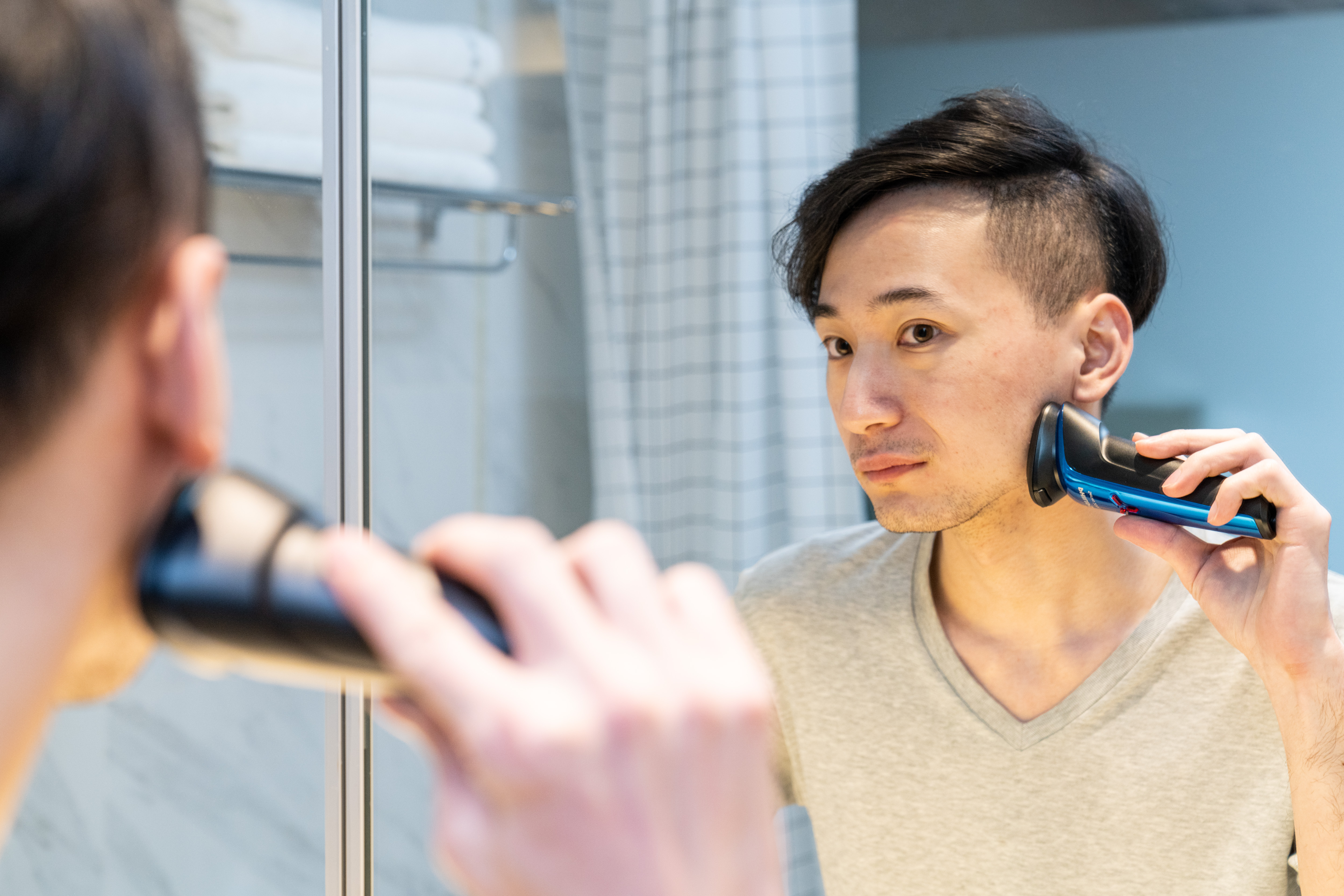 飞利浦剃须刀s2303几瓦,飞利浦电动剃须刀s2308