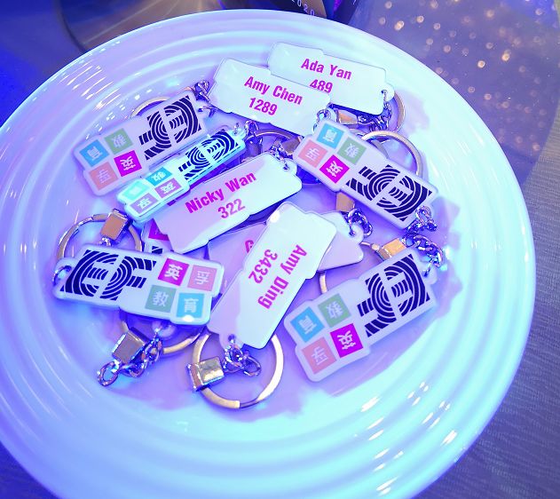 鑻卞瓪澶哄啝,鑻卞瓪娲诲姩鍥為【