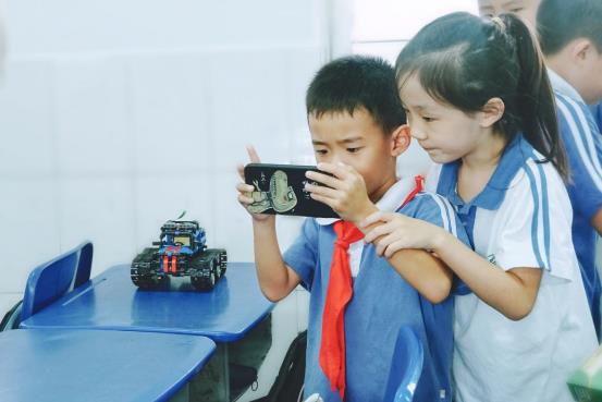 阿尔法蛋编程机甲s1拼装教程,阿尔法蛋编程机甲s1