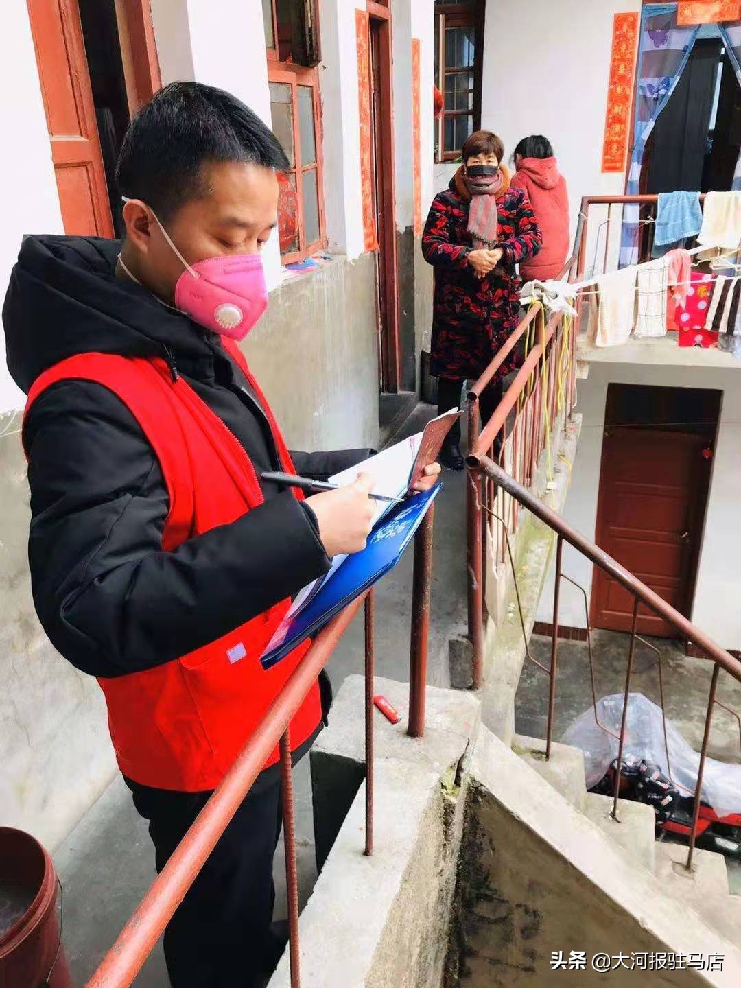 阻击疫情：前王庄居组的*党**员真棒