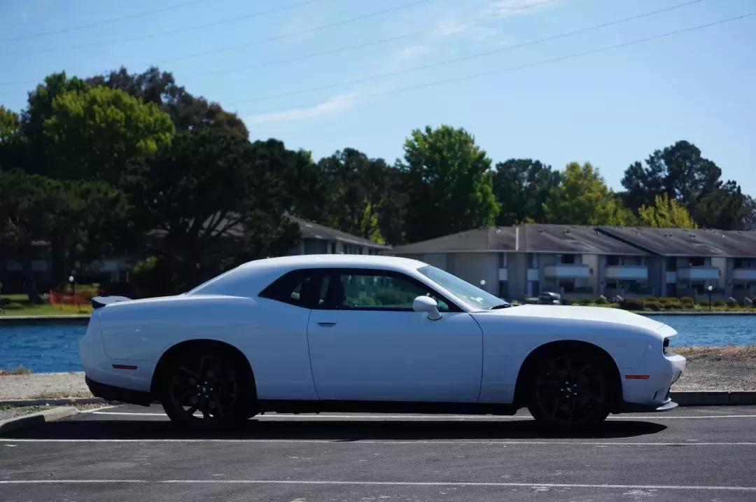 科迈罗挑战野马,科迈罗vs野马挑战者