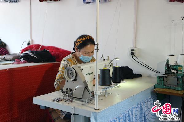 中国发布丨免费辅导、倾囊相助！谷旭梅扶持的这些小老板带动多民族群众共同致富