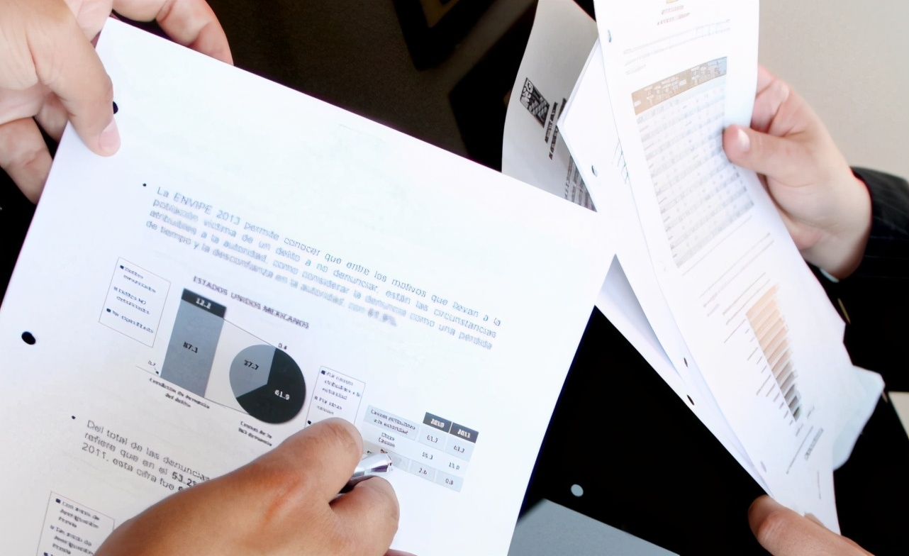 做空姐的每月工资大概有多少,空姐以后的待遇会越来越好吗