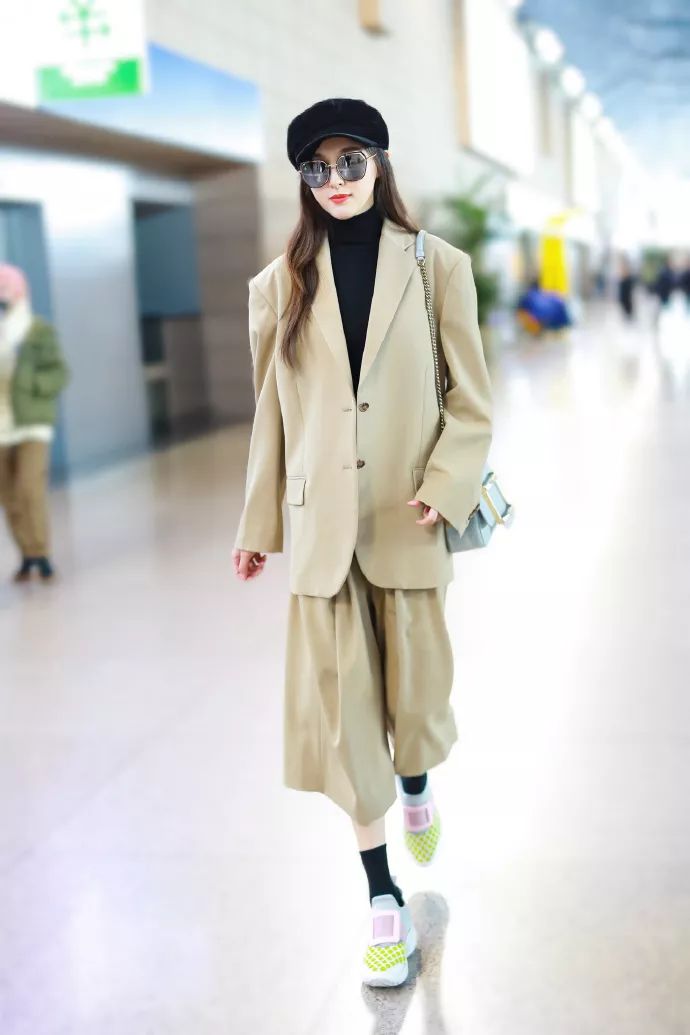 孙俪网上卖二手物品,唐嫣的二手闲置店