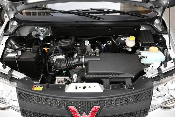 目前五菱宏光最新款多少钱,五菱宏光评价怎么样