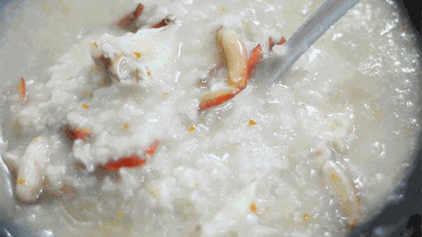 这才是潮汕砂锅粥正宗做法,一碗砂锅粥暖心又暖胃