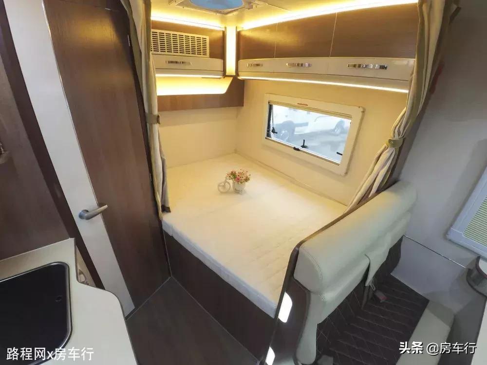 房车大全20-30万的c型房车限量版,房车价格30万元空间大全新自动挡