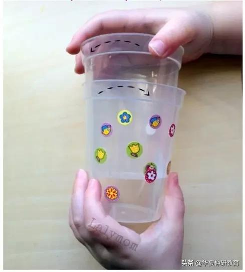 传纸杯的游戏视频,纸杯游戏大全视频