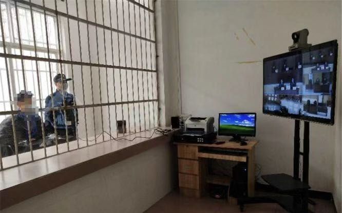 男子以卖额温枪为由诈骗7万元,男子深陷网络赌博50多万