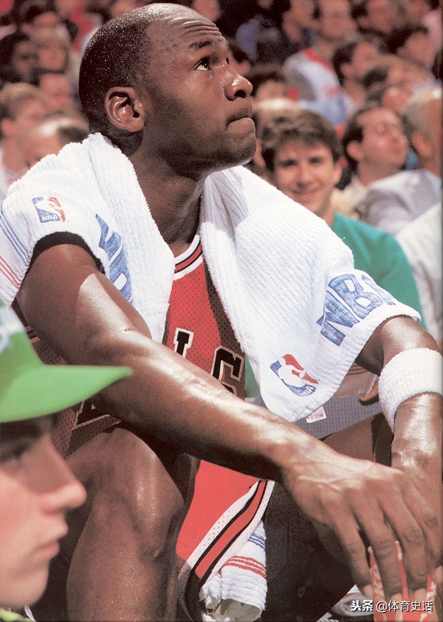 迈克尔乔丹封神之路空中大灌篮,乔丹纪录片封神之路中文解说