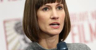 美国女子性侵被捕,特朗普回应性侵女作家