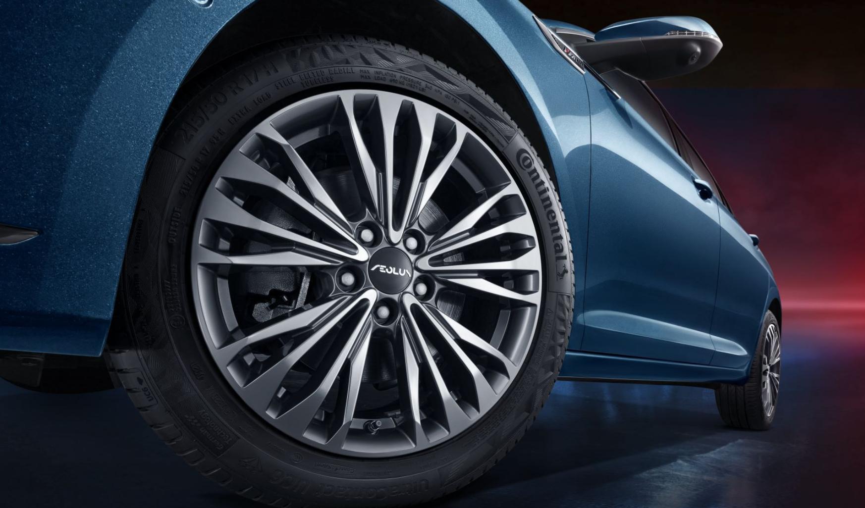 国产新能源轿跑十万,比较好的油电混动轿跑