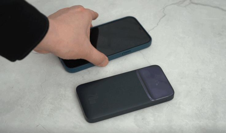 倍思10000磁吸充电宝测评,倍思无线磁吸快充