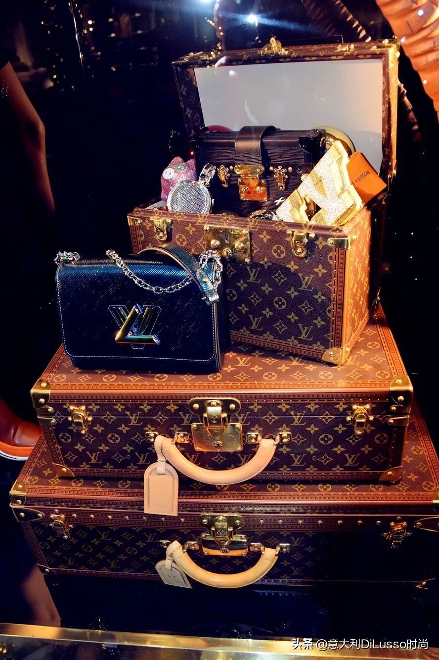 欧洲橱窗为什么漂亮,国外橱窗和小店的区别