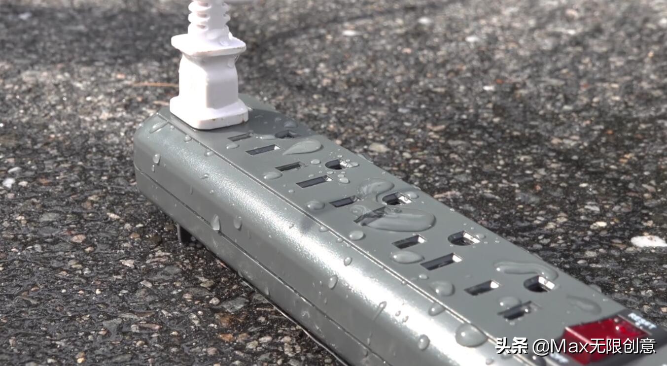 中国小伙造防水插座，实现水中绝缘通电，它是什么原理