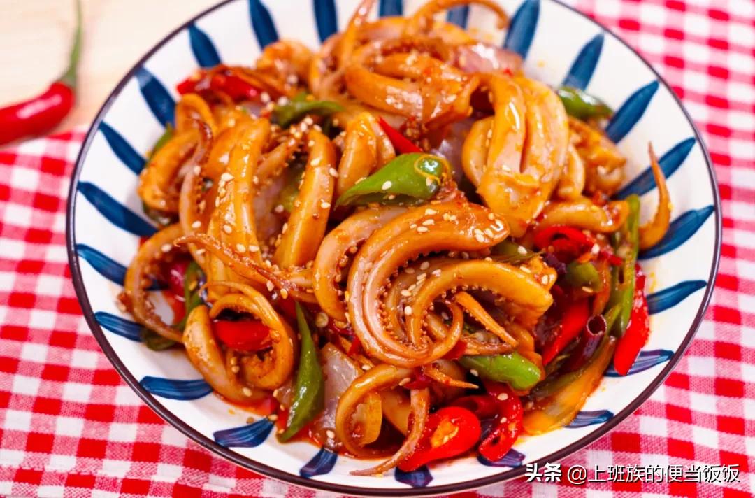 鱿鱼好吃又简单的家常做法不辣的,鱿鱼的家常做法铁板