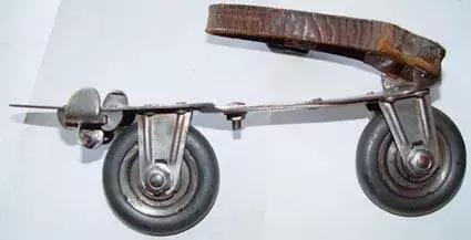 嫌弃校服，逃课打小霸王游戏机的90后老了