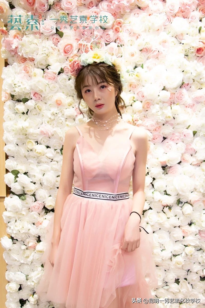 专业新娘妆化妆师必备物品清单,新娘跟妆的正确接单方法