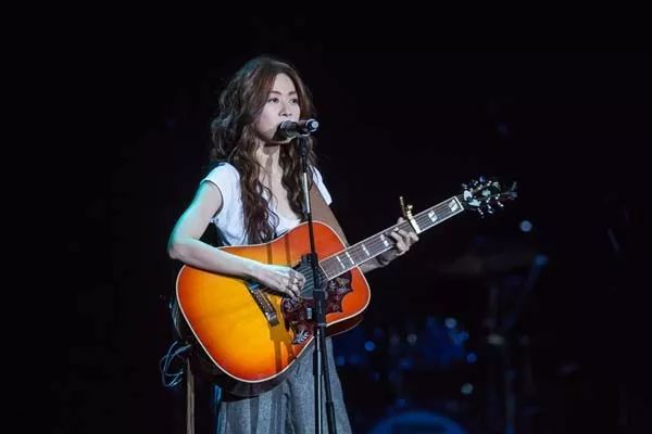 萧亚轩与黄绮珊,萧亚轩宁静陈意涵