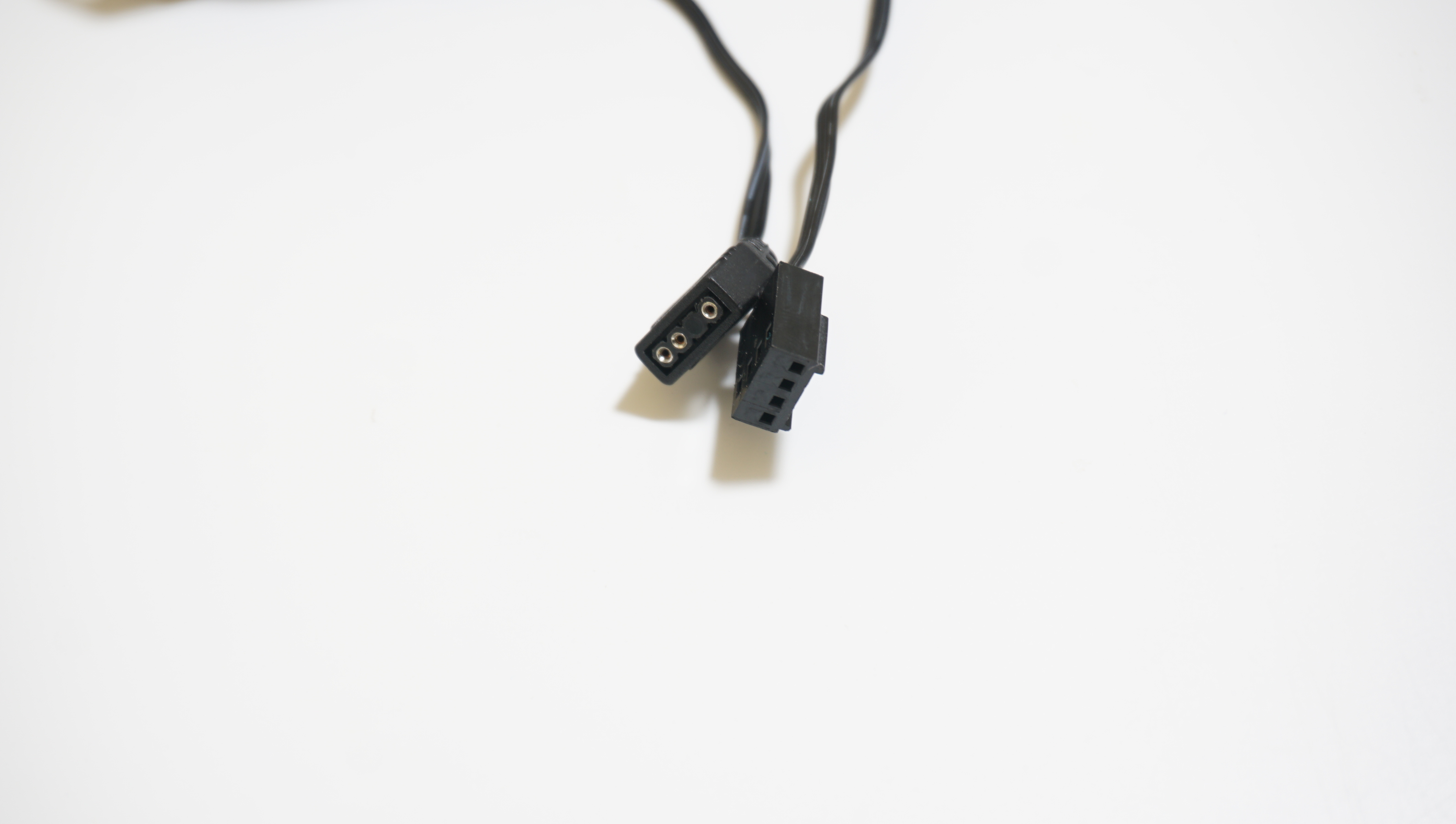 色彩与色彩的碰撞,色与彩