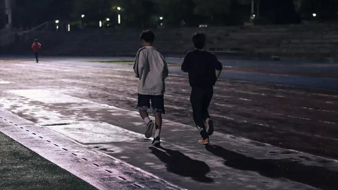 快跑测试路人,体测快跑技巧