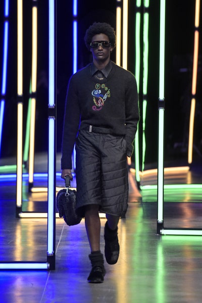 芬迪fendi2021男装,fendi芬迪2023春夏男装时装秀