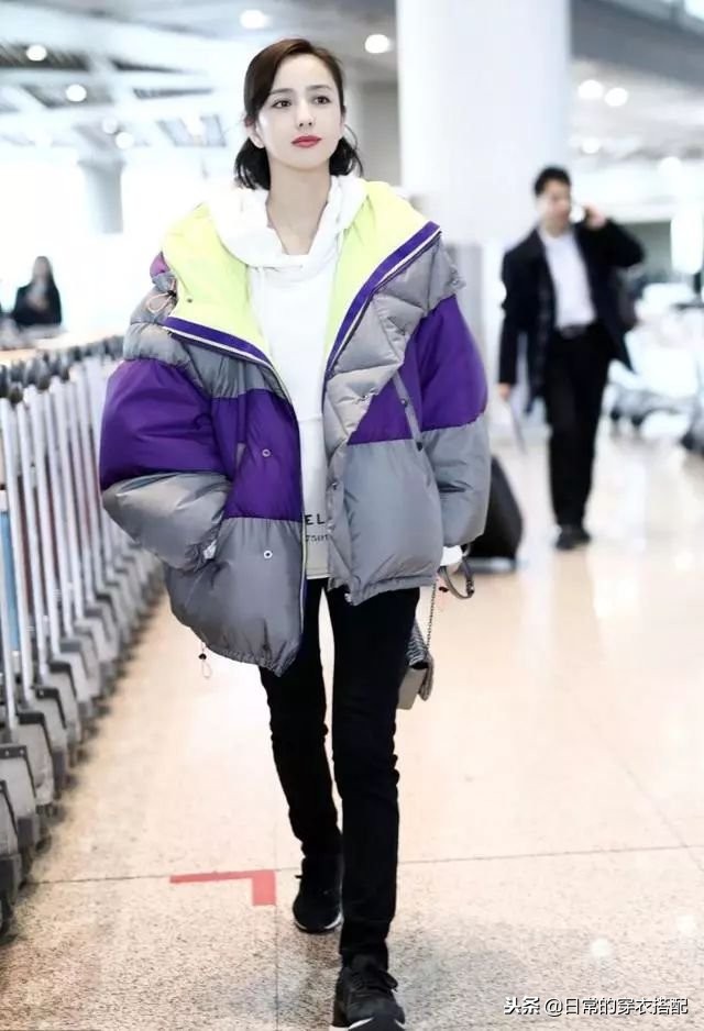 来看机场女王杨幂穿搭,杨幂穿搭机场秀