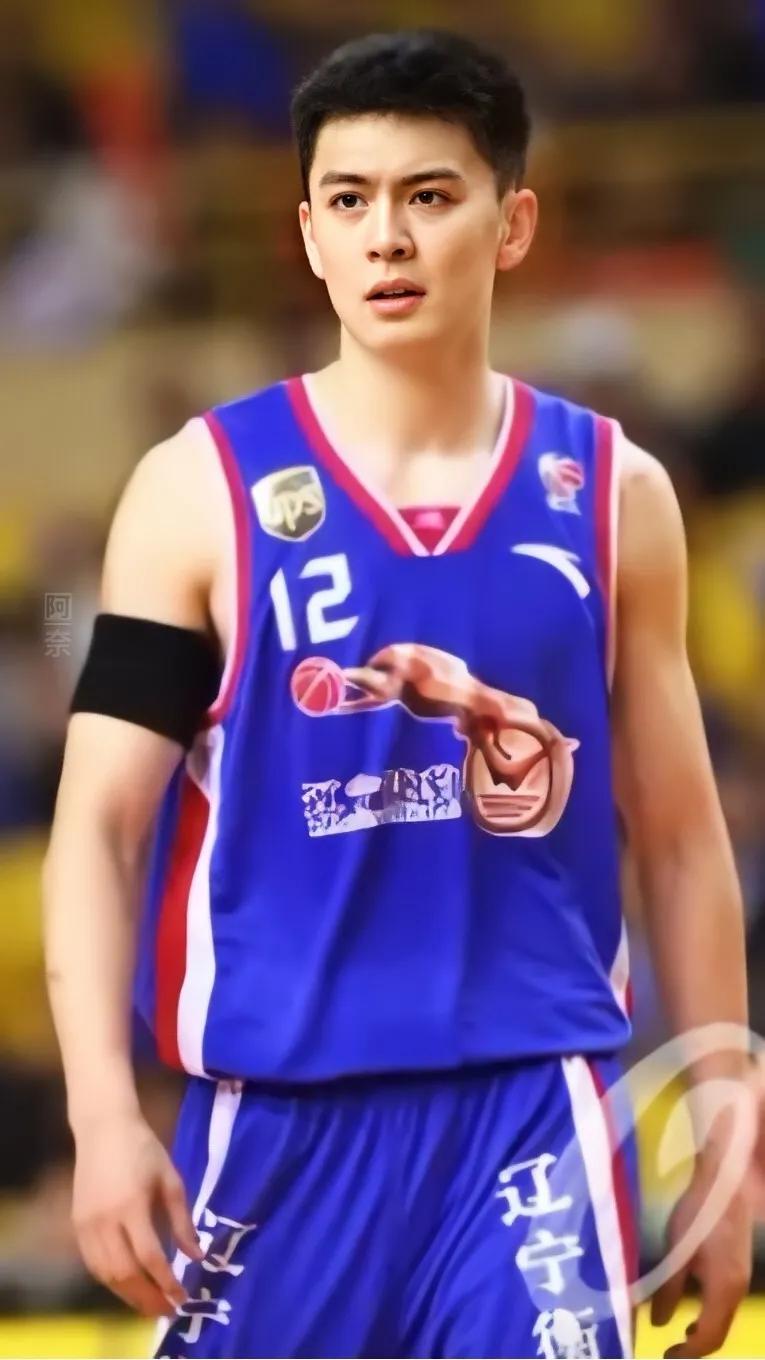 太害羞怎么谈恋爱,和体育生谈恋爱有多浪漫