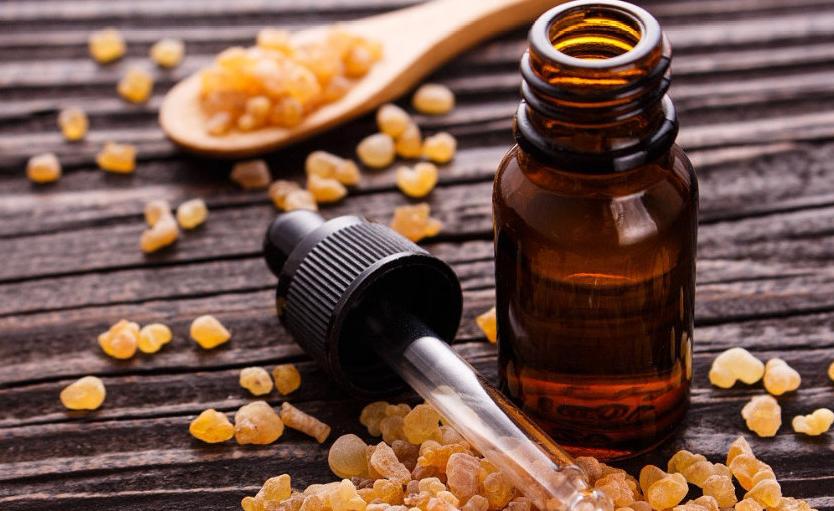 为什么都喜欢用精油,为什么使用精油抗衰老